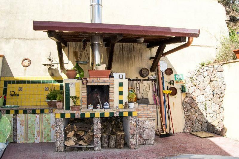 Casa Vacanze Gallodoro Летояни Екстериор снимка